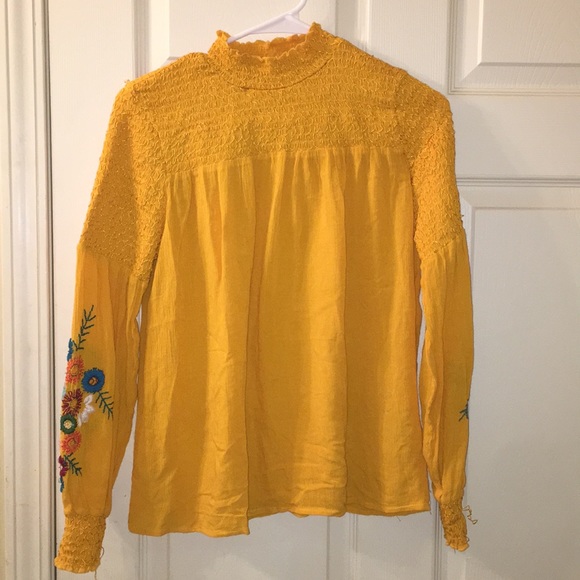 Tops - medium hippie style yellow fall blouse so cute!